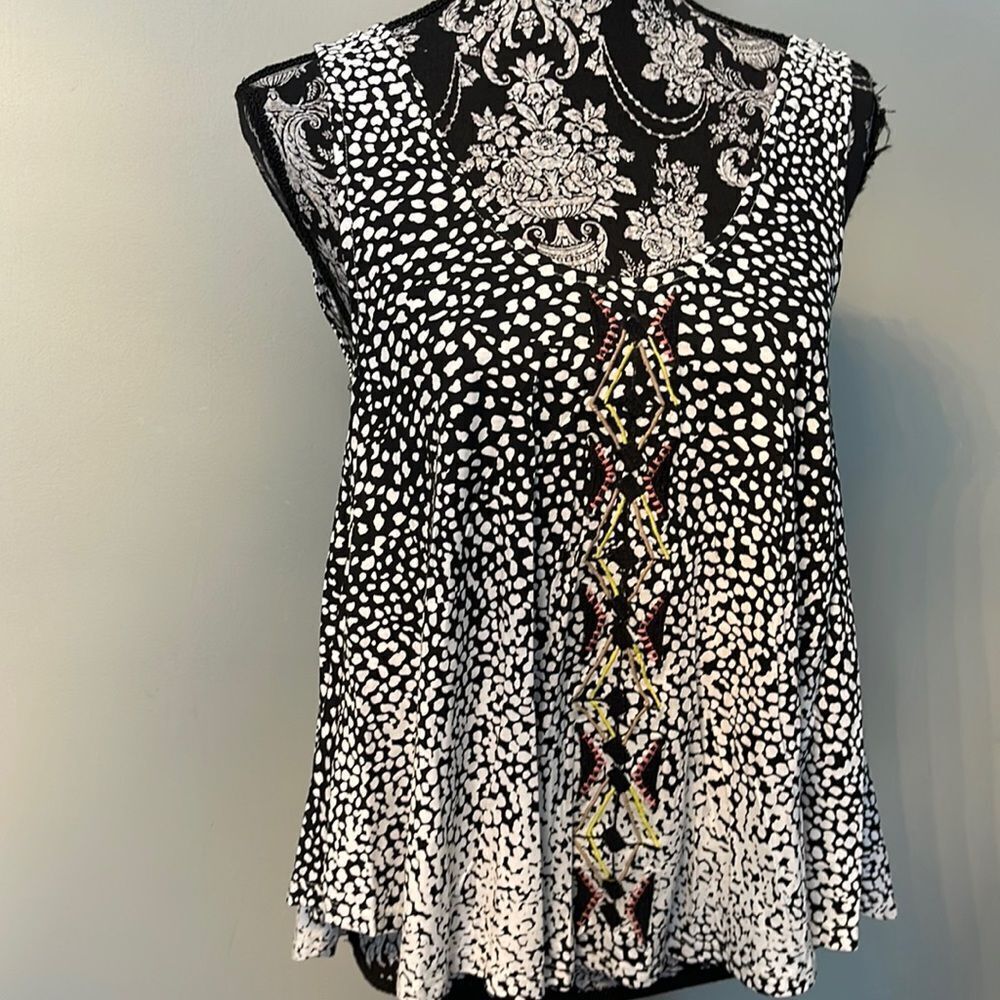 Jessica Simpson jeans wear Top NEW